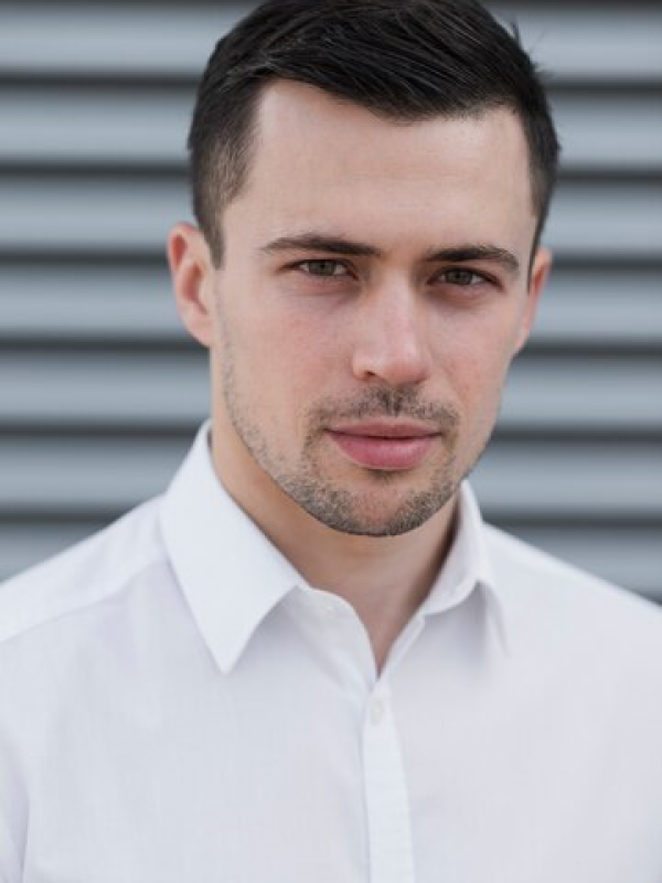 portrait-handsome-corporate-man_23-2148336854 (1)